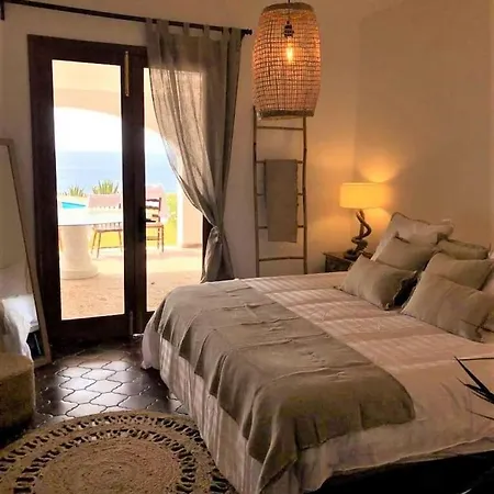 Precioso Chalet Con Vista Y Acceso Al Mar - Cala'n Blanes * Cala'n Forcat
