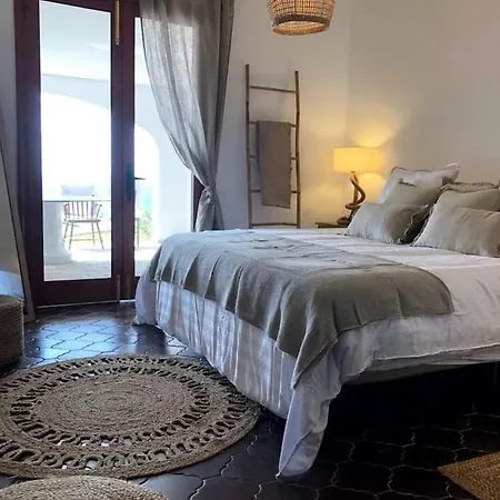 Precioso Chalet Con Vista Y Acceso Al Mar - Cala'n Blanes *